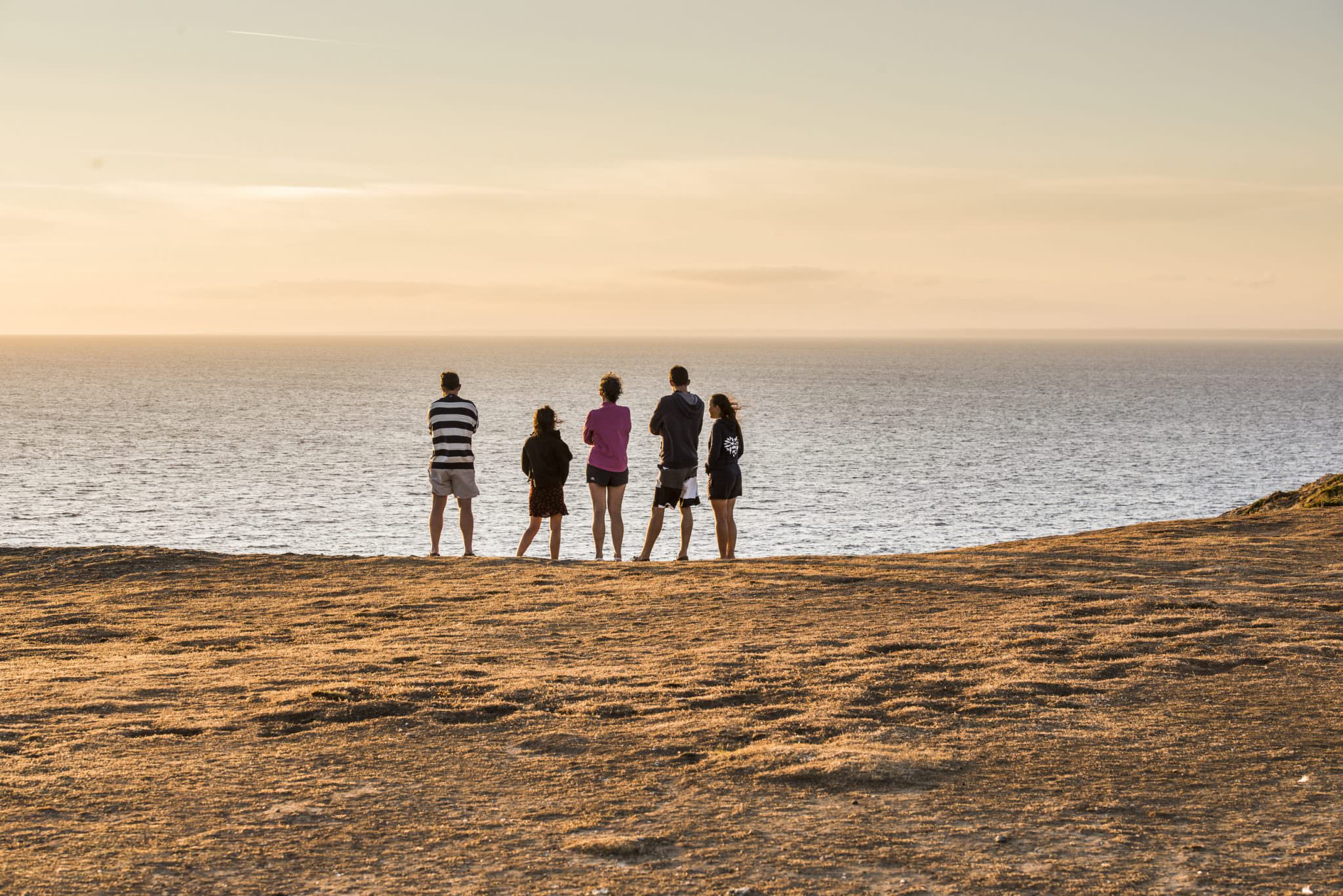 © Xavier DUBOIS. Famille à la plage, Lorient. Famille à la plage, Lorient