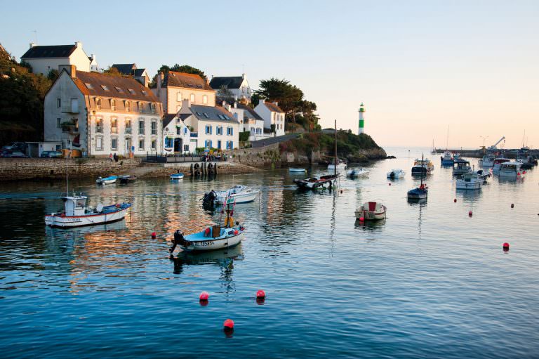 Le Port de Doëlan le soir.