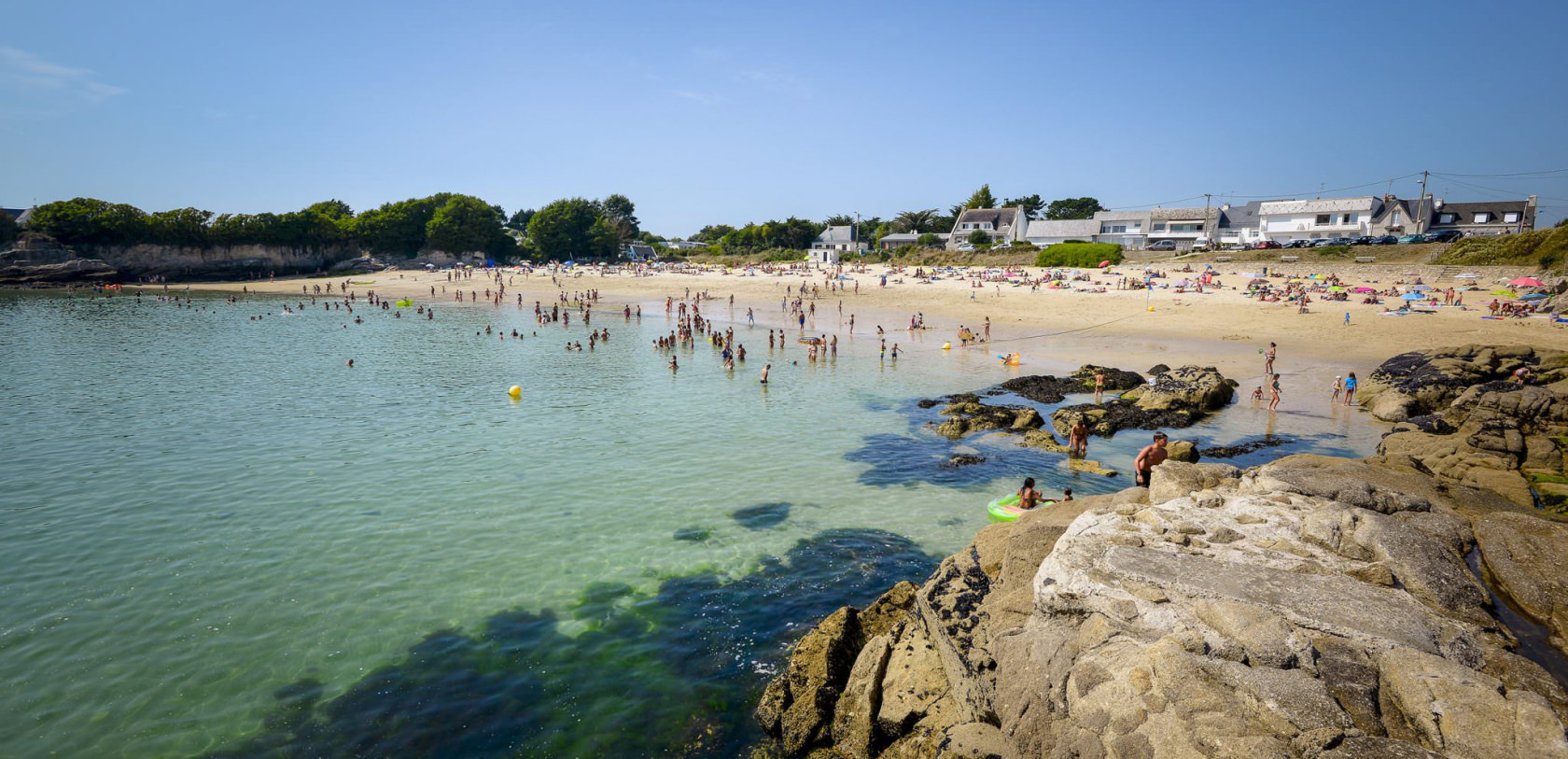 La plage du Perello à Plœmeur.