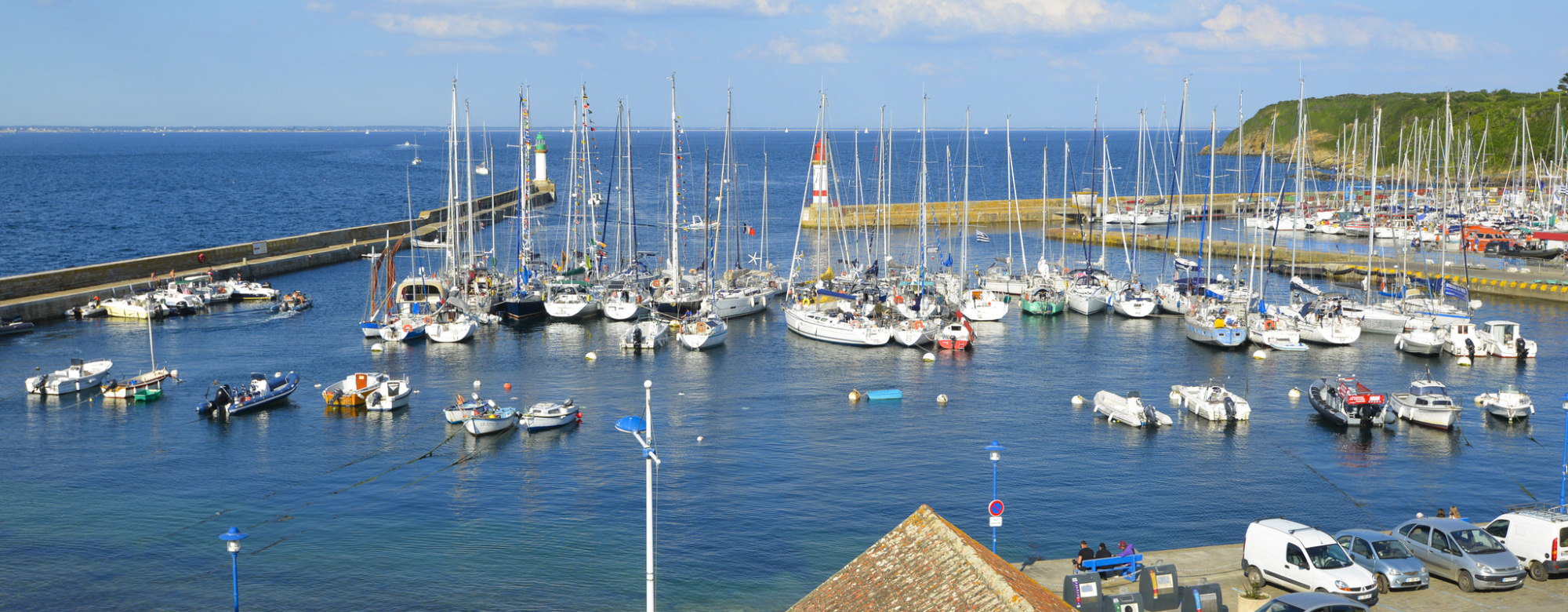 Puerto de Port-Tudy en la isla de Groix (Bretaña del Sur, Morbihan)